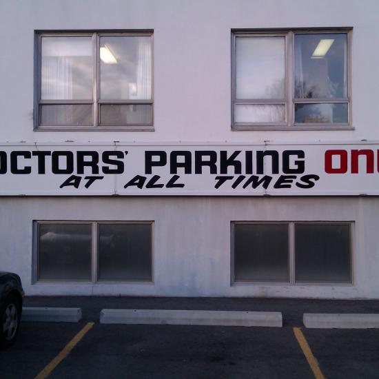 Doctors Parking Only at all times 